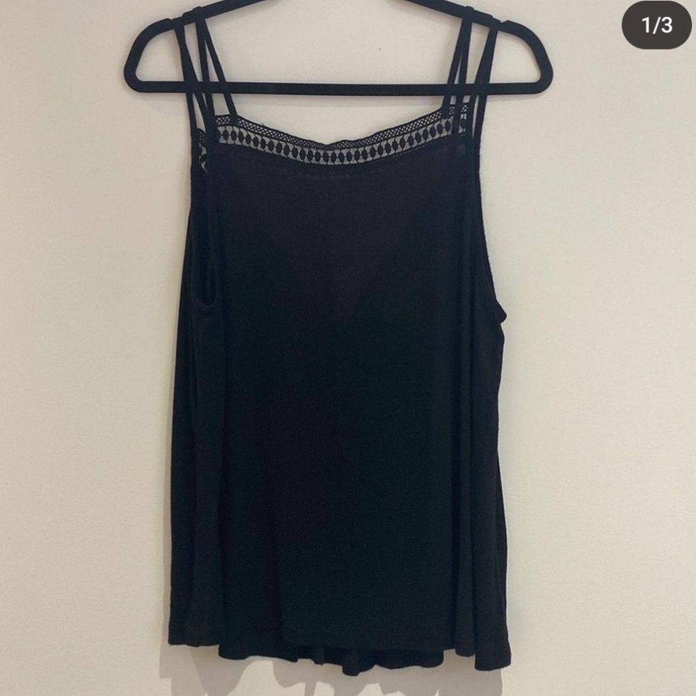 2/$20 ✨Daydreamer LA "Little Black Tank"